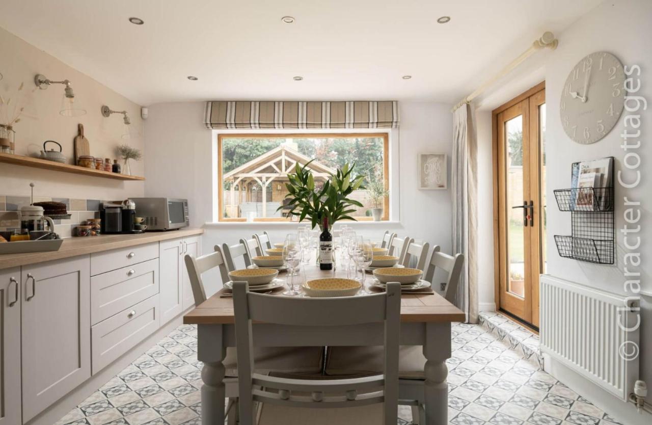 Cotsall House Broadway  Bagian luar foto