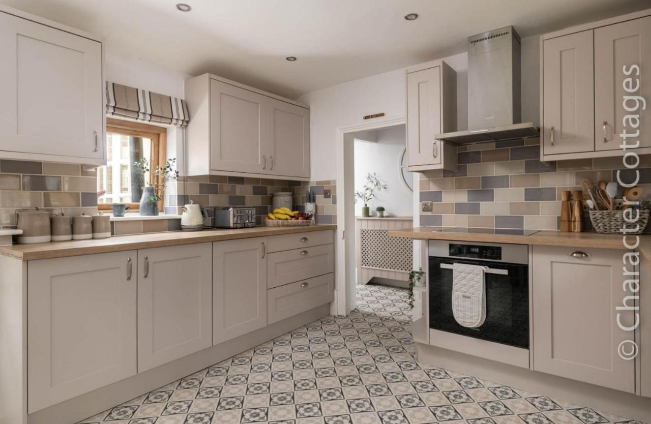 Cotsall House Broadway  Bagian luar foto